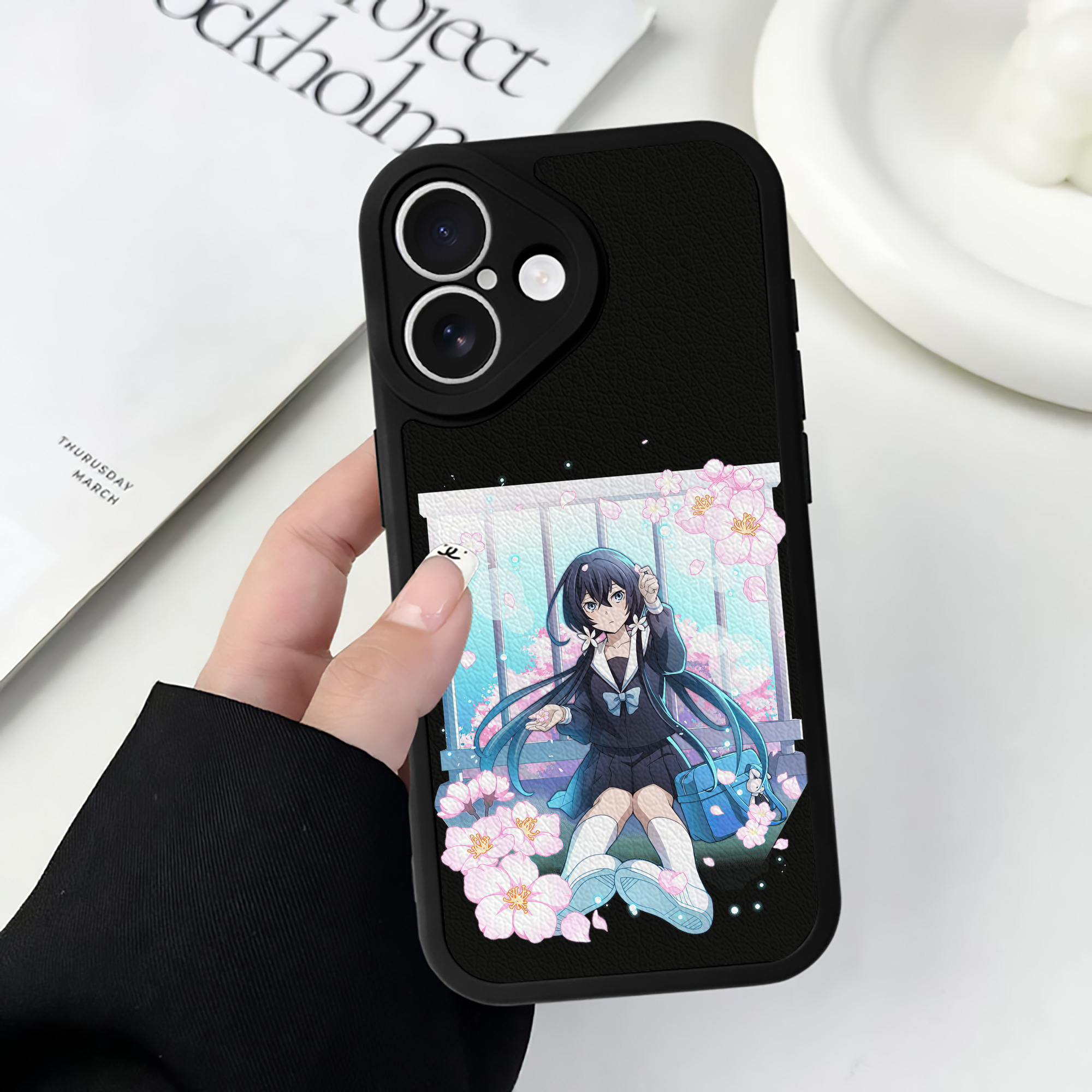 （画像用） 文豪ストレイドッグス Bungo Stray Dogs 【iPhone 16シリーズ対応】シリコンスマホケース（レザー調） 材質：シリコン